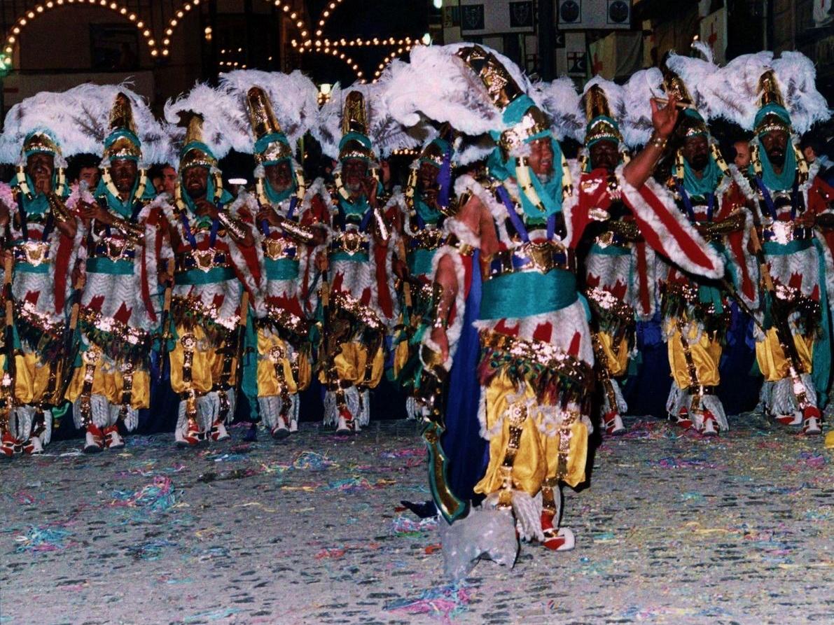 Escuadra Alferez 1991 Fila Cordon Escuadra Alferez 1991 Fila Cordon